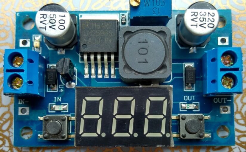 El Voltaje de salida del modulo regulador cn2596-2 es igual al de entrada